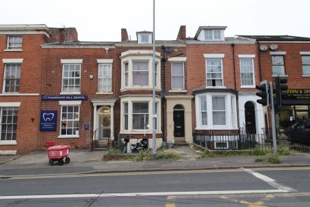 2 bedroom Flat to let in Fishergate Hill, Preston, PR1
