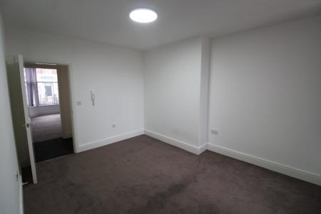2 bedroom Flat to let in Fishergate Hill, Preston, PR1