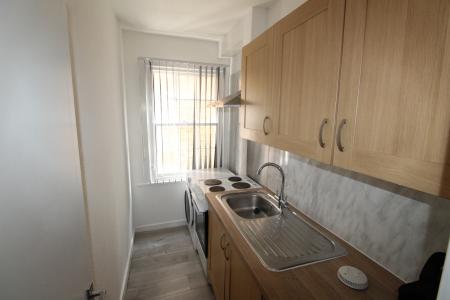 1 bedroom Flat to let in Latham Street, Preston, PR1
