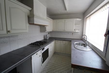 4 bedroom Semi-detached house for sale in Shelley Road, Preston, PR2