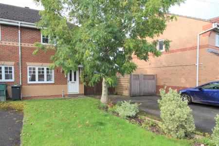 3 bedroom Semi-detached house to let in Cloughfield, Penwortham, PR1