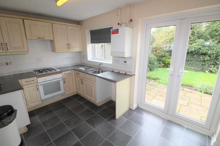 3 bedroom Semi-detached house to let in Cloughfield, Penwortham, PR1