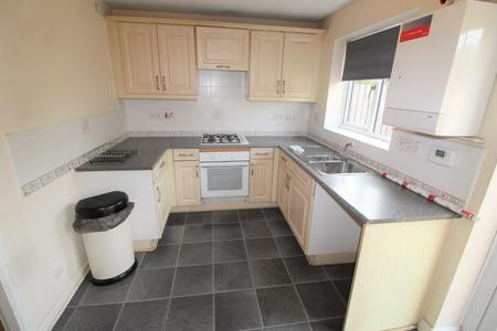 3 bedroom Semi-detached house to let in Cloughfield, Penwortham, PR1