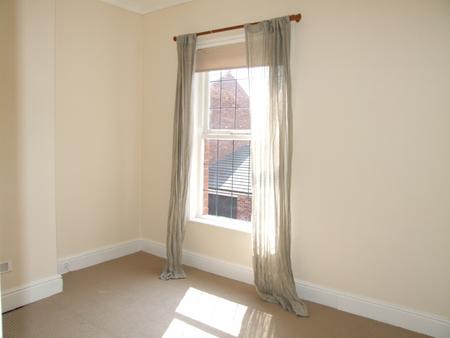 2 bedroom Terraced House to let in Lowndes Street, Preston, PR1