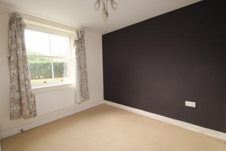 2 bedroom Flat for sale in Brownlow Road, Reading, RG1