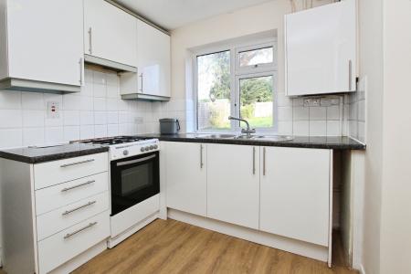 4 bedroom Semi-detached house for sale in Chieveley Close, Tilehurst, Reading, RG31