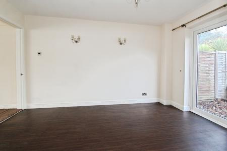 4 bedroom Semi-detached house for sale in Chieveley Close, Tilehurst, Reading, RG31