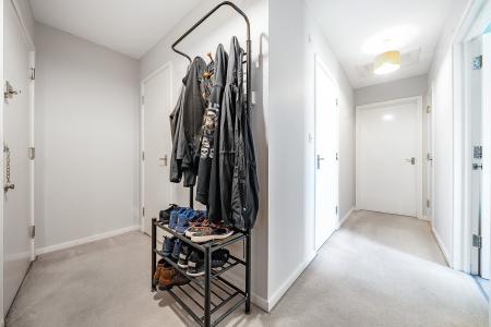 1 bedroom Flat for sale in Drake Way, Reading, RG2