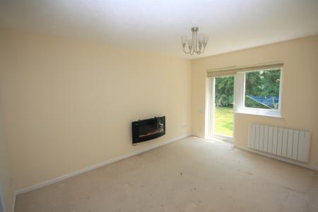 1 bedroom Flat for sale in Eeklo Place, Newbury, RG14