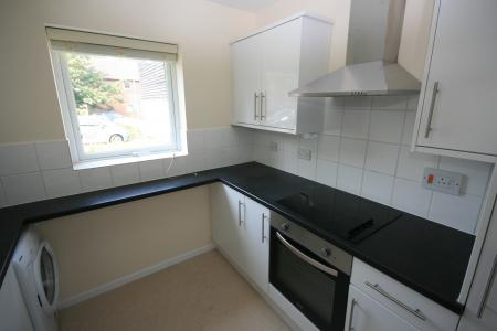 1 bedroom Flat for sale in Eeklo Place, Newbury, RG14