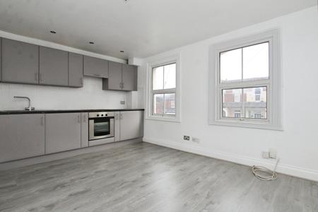 1 bedroom Flat for sale in George Street, Reading, RG1