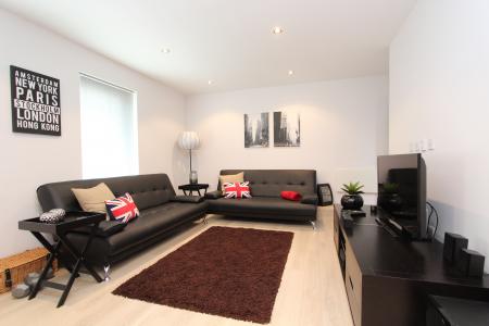 1 bedroom Flat for sale in Lindisfarne Way, Reading, Reading, RG2