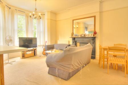 1 bedroom Flat for sale in London Road, Reading, Reading, RG1