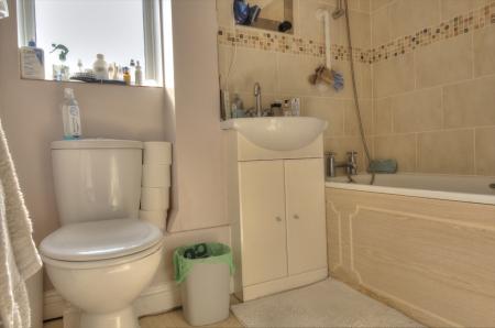 1 bedroom Flat for sale in Meadow Lane, Pangbourne, RG8