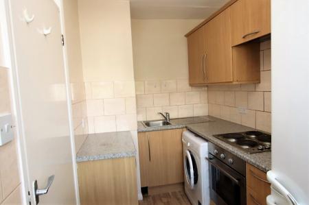 2 bedroom Flat for sale in Muirfield Close, Reading, RG1