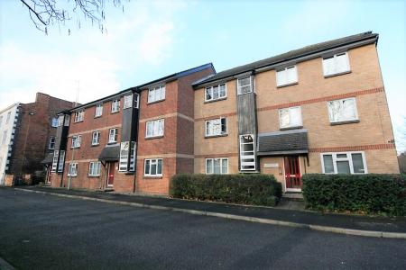 2 bedroom Flat for sale in Muirfield Close, Reading, RG1