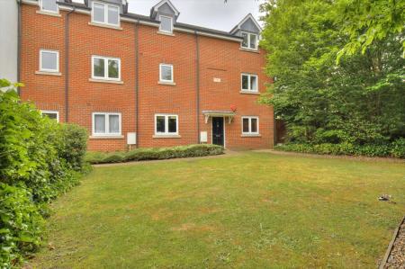 2 bedroom Flat for sale in Silver Street, Reading, RG1