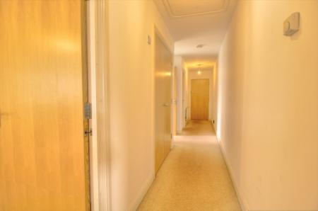 2 bedroom Flat for sale in Silver Street, Reading, RG1