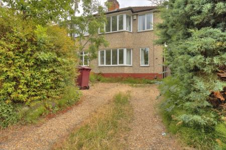 3 bedroom Semi-detached house for sale in Stanhope Road, Reading, Reading, RG2