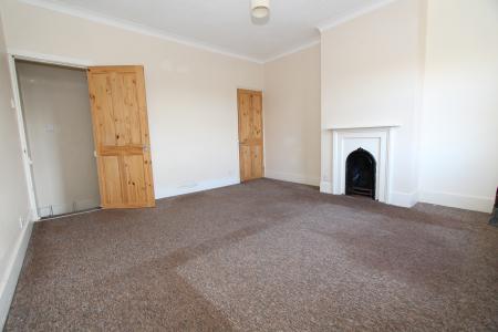 1 bedroom Flat to let in Hill Street, Reading, RG1
