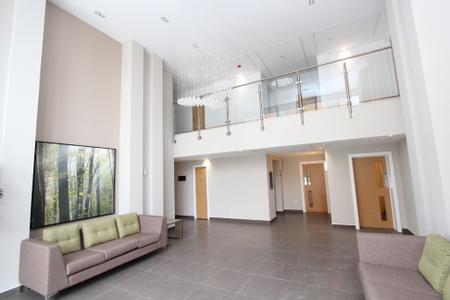 2 bedroom Flat to let in Drake Way, Kennet Island, Reading, RG2