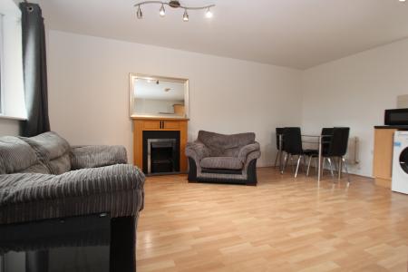 2 bedroom Flat to let in Temple Place, Reading, RG1