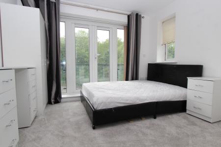 2 bedroom Flat to let in Temple Place, Reading, RG1