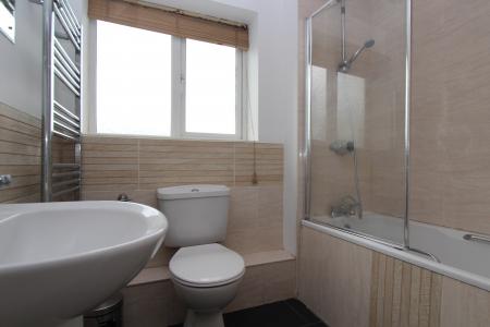 2 bedroom Flat to let in Temple Place, Reading, RG1