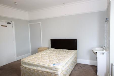 1 bedroom House share to let in Oxford Road, Reading, RG1