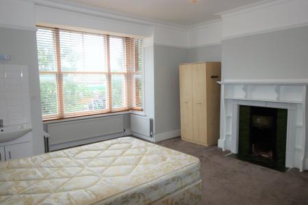 1 bedroom House share to let in Oxford Road, Reading, RG1