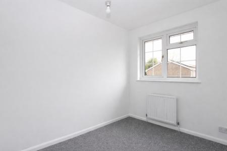 4 bedroom Semi-detached house to let in Bathurst Road, Winnersh, RG41