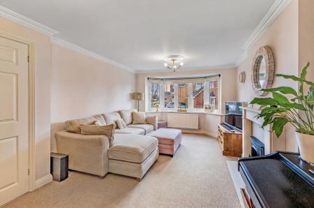 4 bedroom Detached house for sale in Hunters Way, Spencers Wood, Reading, RG7