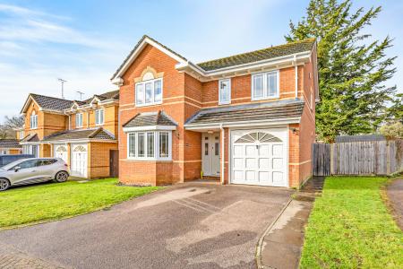 Hunters Way, Spencers Wood, Reading, RG7