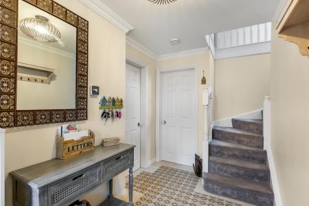 4 bedroom Detached house for sale in Hunters Way, Spencers Wood, Reading, RG7