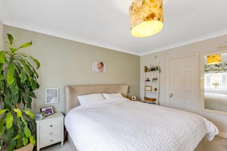 4 bedroom Detached house for sale in Hunters Way, Spencers Wood, Reading, RG7