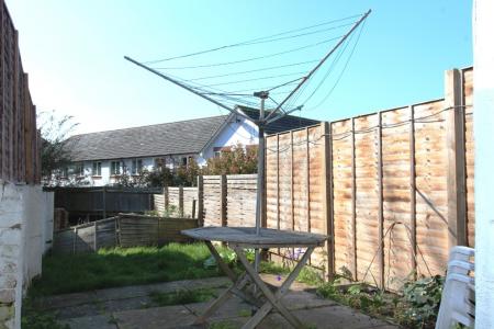 3 bedroom Terraced House to let in Alpine Street, Reading, RG1