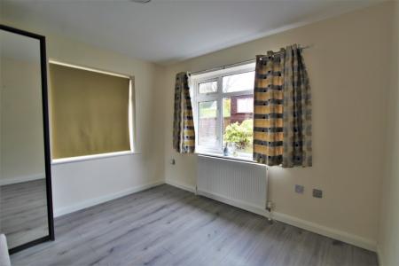 4 bedroom Detached house to let in Cockney Hill, Tilehurst, Reading, RG30