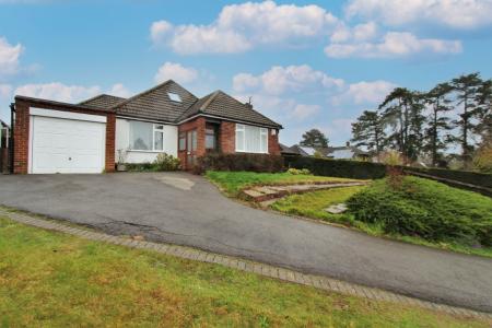 4 bedroom Detached house to let in Cockney Hill, Tilehurst, Reading, RG30