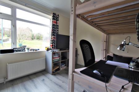 4 bedroom Detached house to let in Cockney Hill, Tilehurst, Reading, RG30