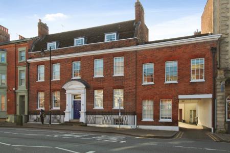 2 bedroom Flat for sale in London Street, Reading, Reading, RG1