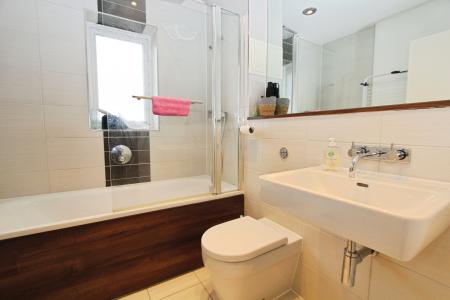 2 bedroom Flat for sale in Rushley Way, Reading, RG2