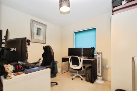 2 bedroom Flat for sale in Rushley Way, Reading, RG2