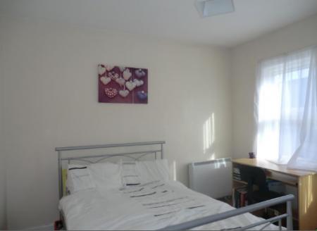 3 bedroom Terraced House to let in Belmont Road, Reading, Reading, RG30