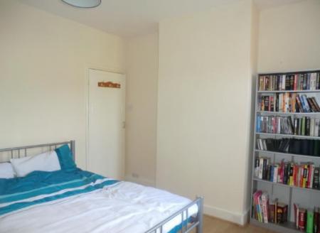 3 bedroom Terraced House to let in Belmont Road, Reading, Reading, RG30