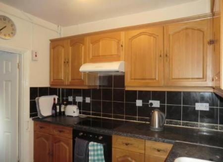 3 bedroom Terraced House to let in Belmont Road, Reading, Reading, RG30