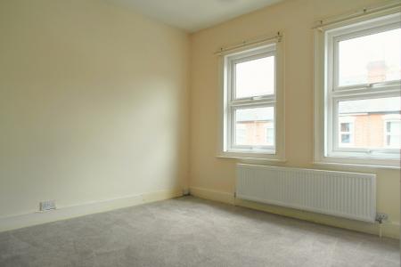 3 bedroom Terraced House to let in Belmont Road, Reading, Reading, RG30