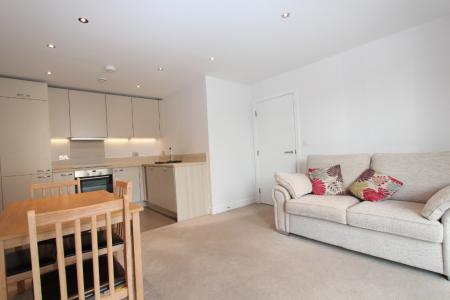 1 bedroom Flat to let in Drake Way, Kennet Island, Reading, RG2