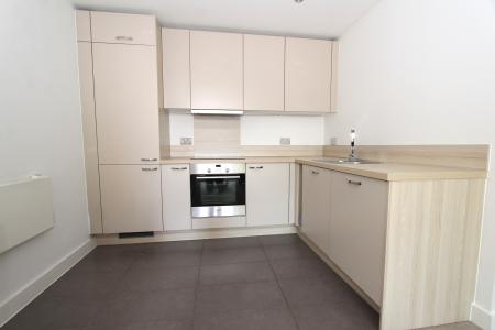 1 bedroom Flat to let in Drake Way, Kennet Island, Reading, RG2
