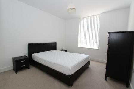1 bedroom Flat to let in Drake Way, Kennet Island, Reading, RG2