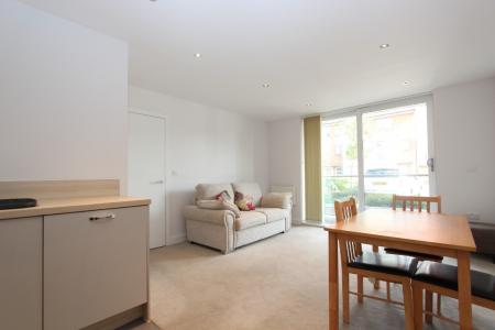1 bedroom Flat to let in Drake Way, Kennet Island, Reading, RG2